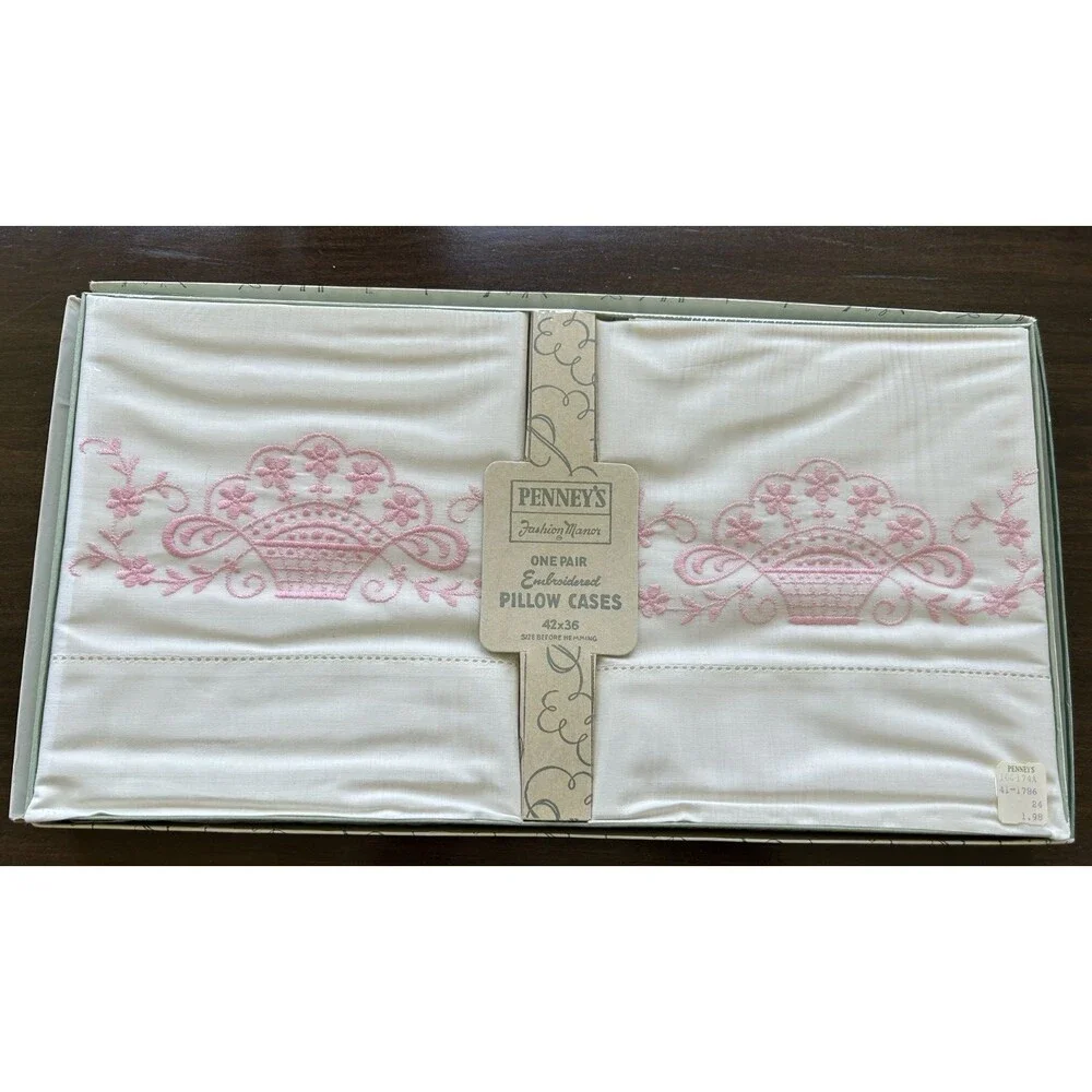 Vtg. Penny's Embroidered Pillow Cases Estate Sale Find Original Box